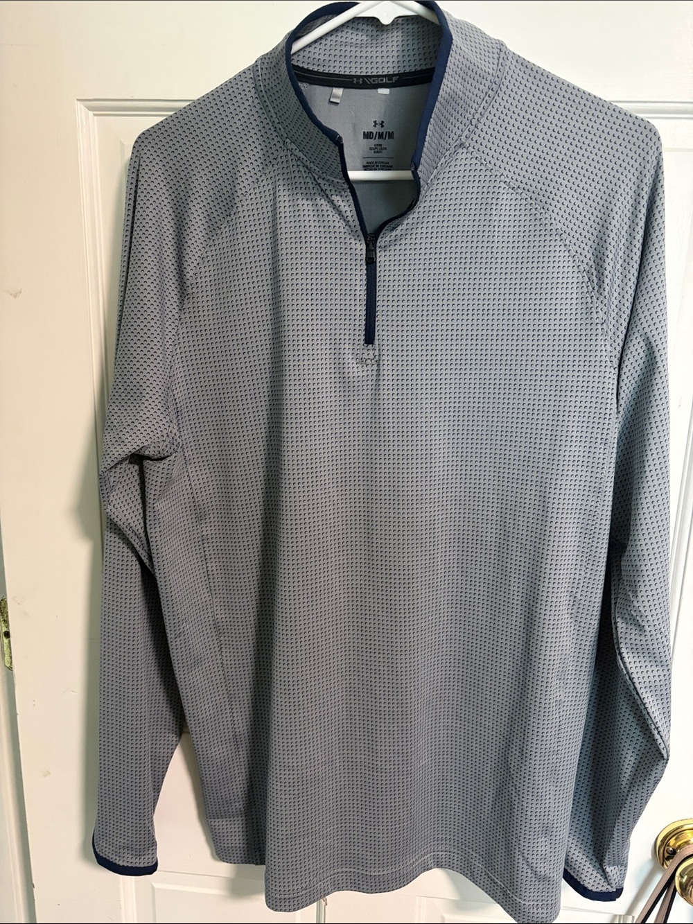 Under Armour Light Gray Long-Sleeve Quarter-Zip Pullover with Navy Trim